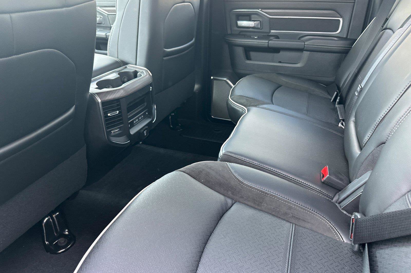 New 2026 RAM 3500 Laramie AWD/4WD image 11