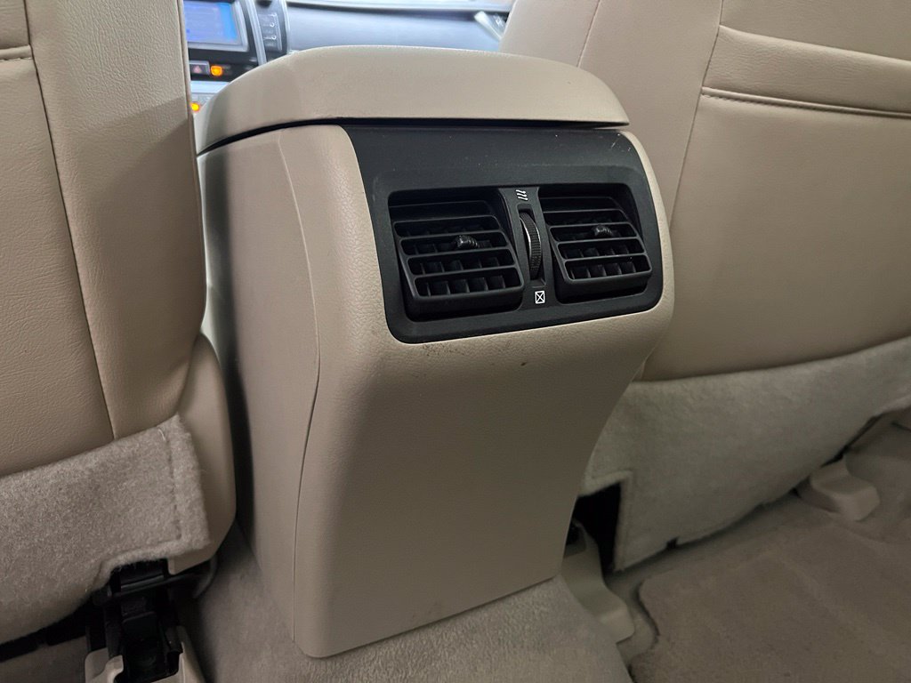 Used 2012 Toyota Camry XLE w/ Convenience Pkg FWD image 18