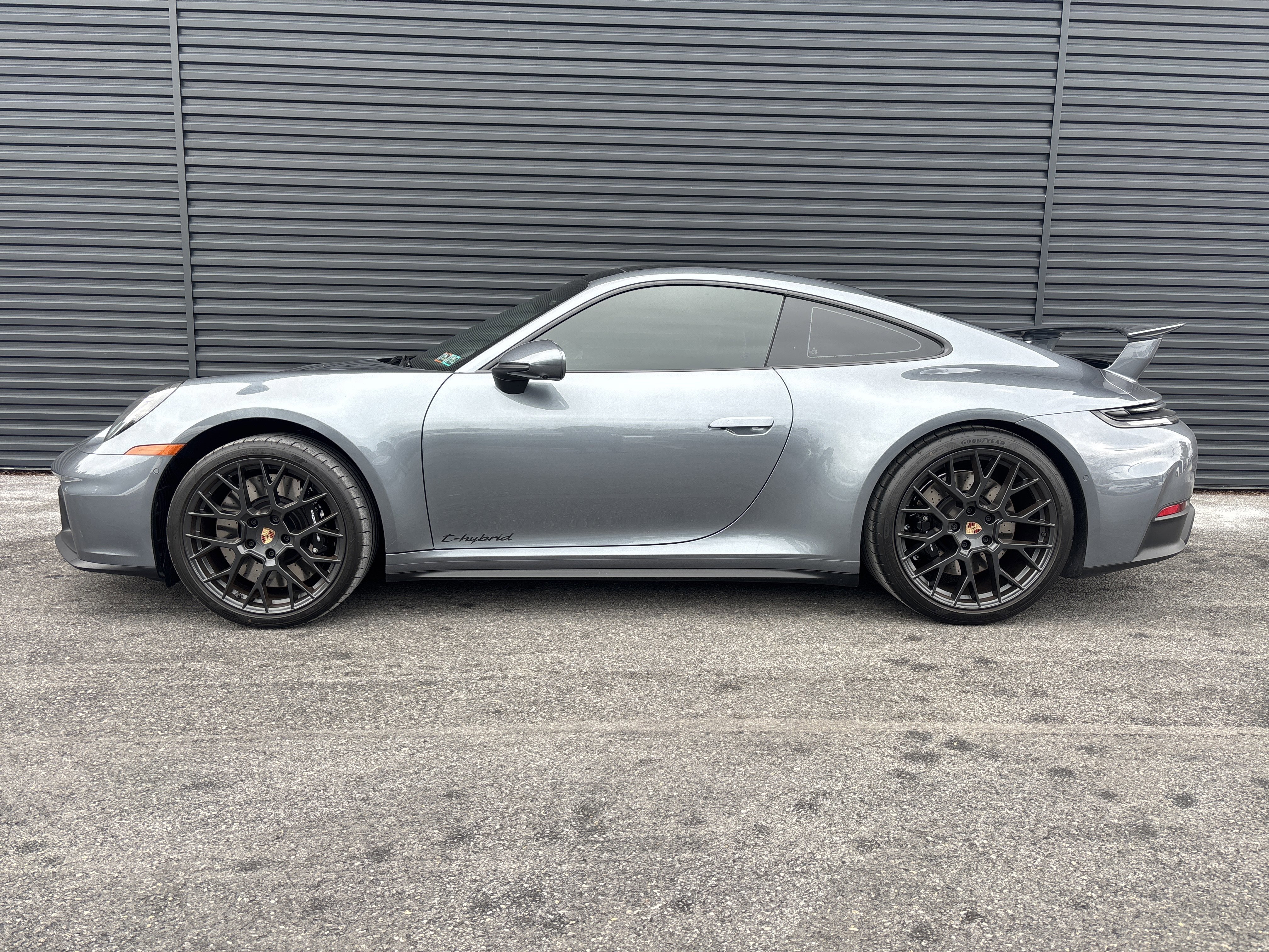 Certified 2026 Porsche 911 Carrera GTS image 2