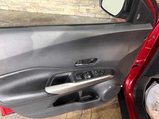 Certified 2020 Nissan Kicks SR w/ SR Premium Package FWD image 10