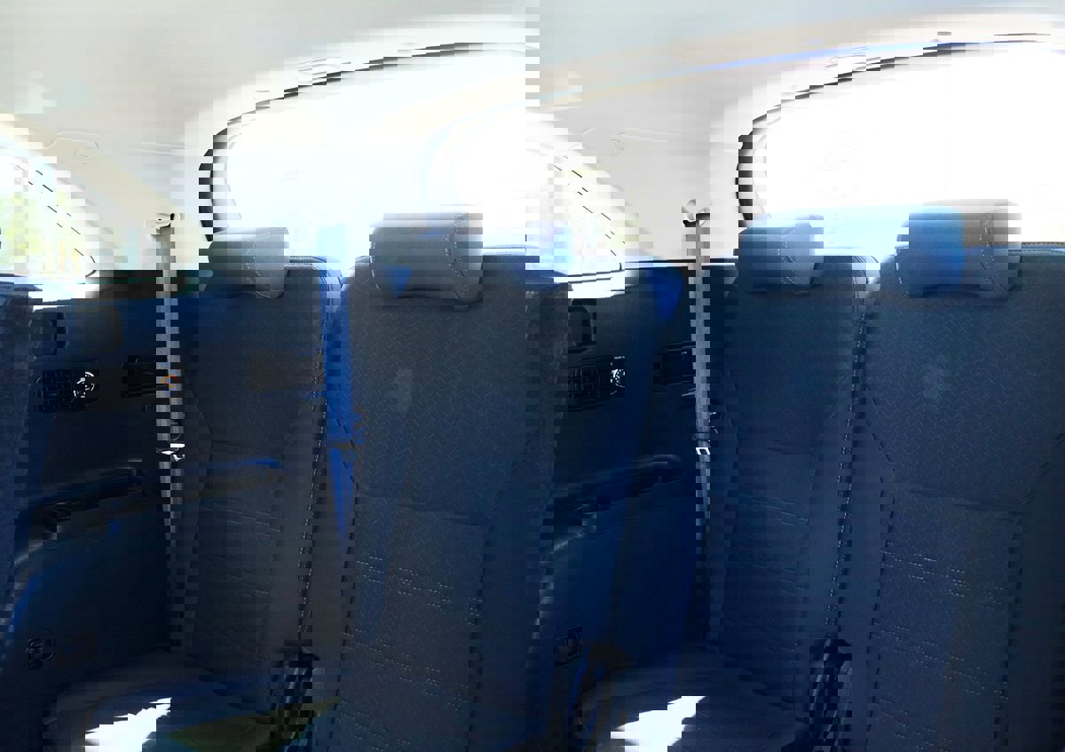 Used 2019 Kia Sorento S image 33