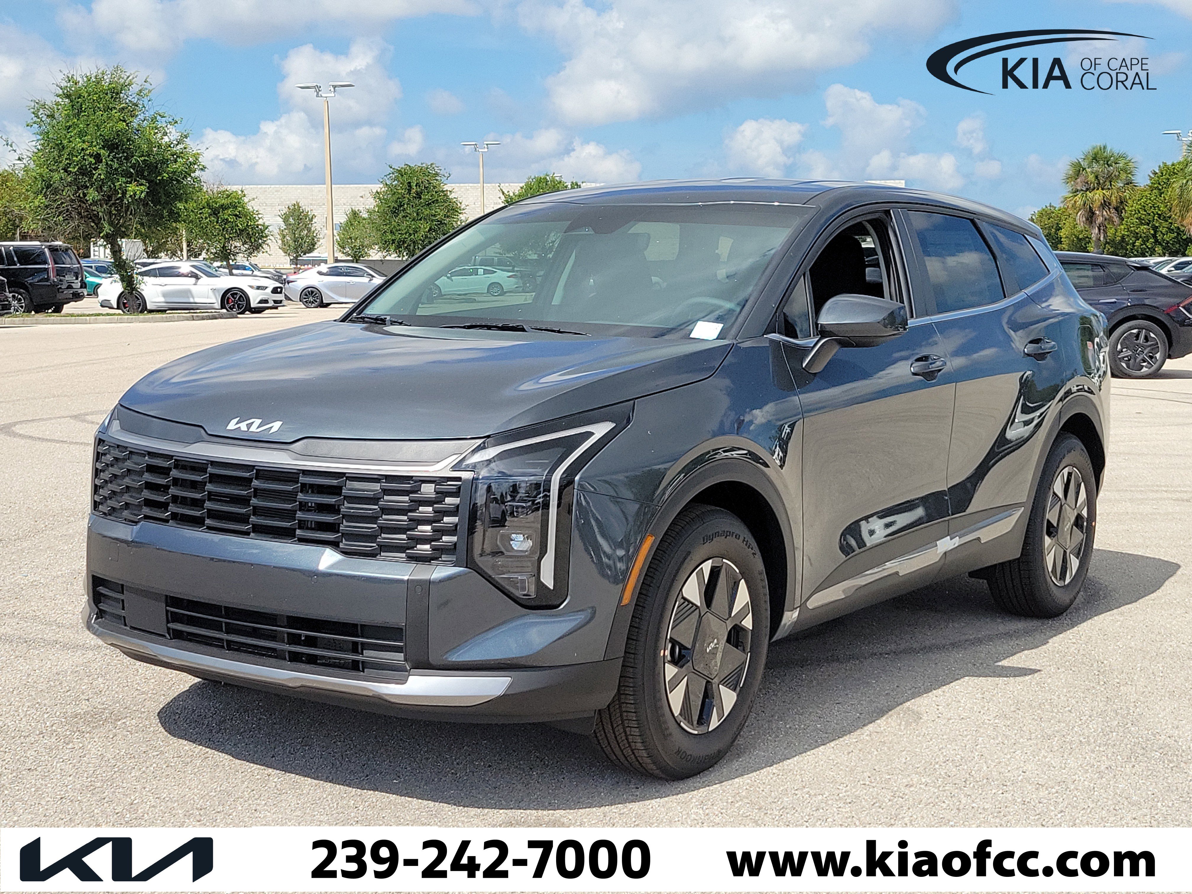 New 2026 Kia Sportage LX FWD image 3