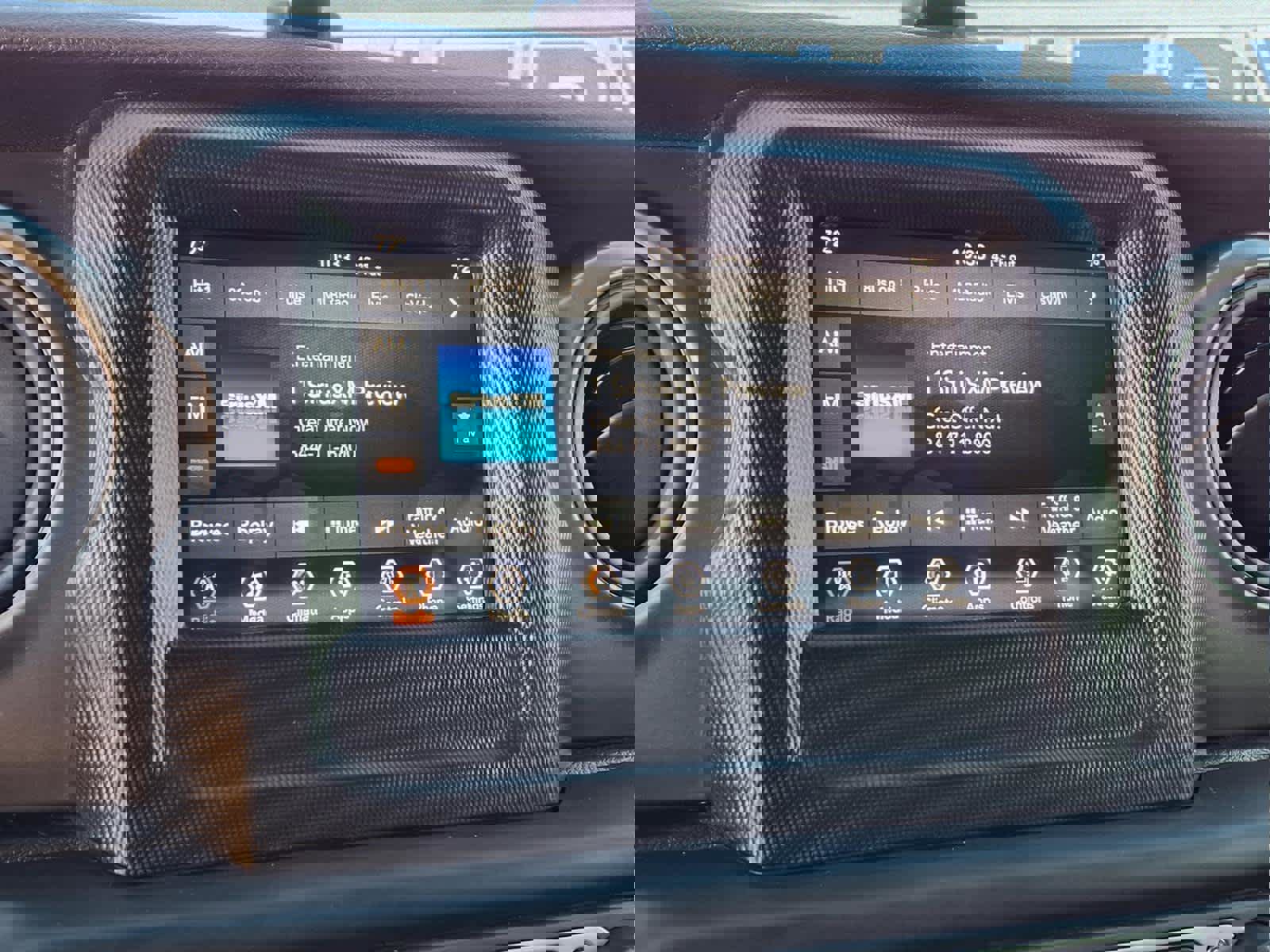 Used 2018 Jeep Wrangler Unlimited Sport S image 16