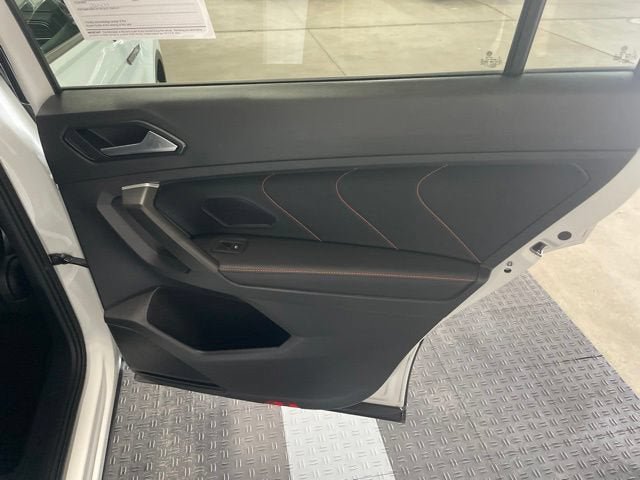Certified 2024 Volkswagen Tiguan Wolfsburg Edition AWD/4WD image 5