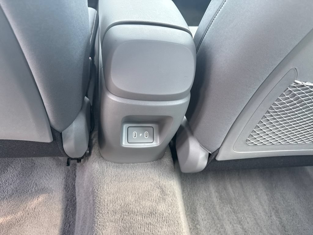 Used 2024 Hyundai Elantra SEL w/ Convenience Package FWD image 29