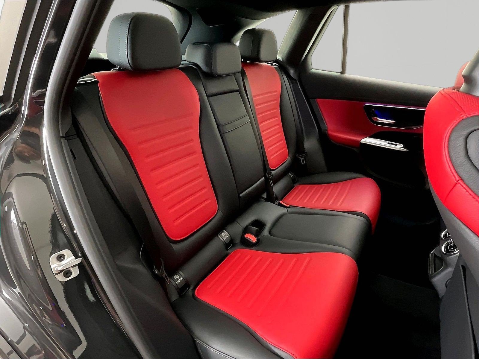 Certified 2025 Mercedes-Benz GLC 43 AMG 4MATIC image 25