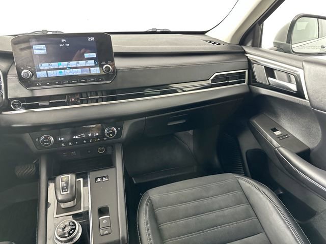 Used 2023 Mitsubishi Outlander SE AWD/4WD image 26
