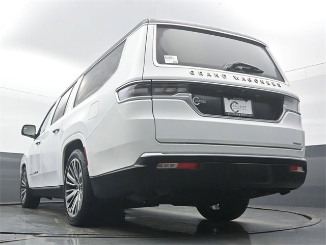 Used 2024 Jeep Grand Wagoneer L Series III image 51