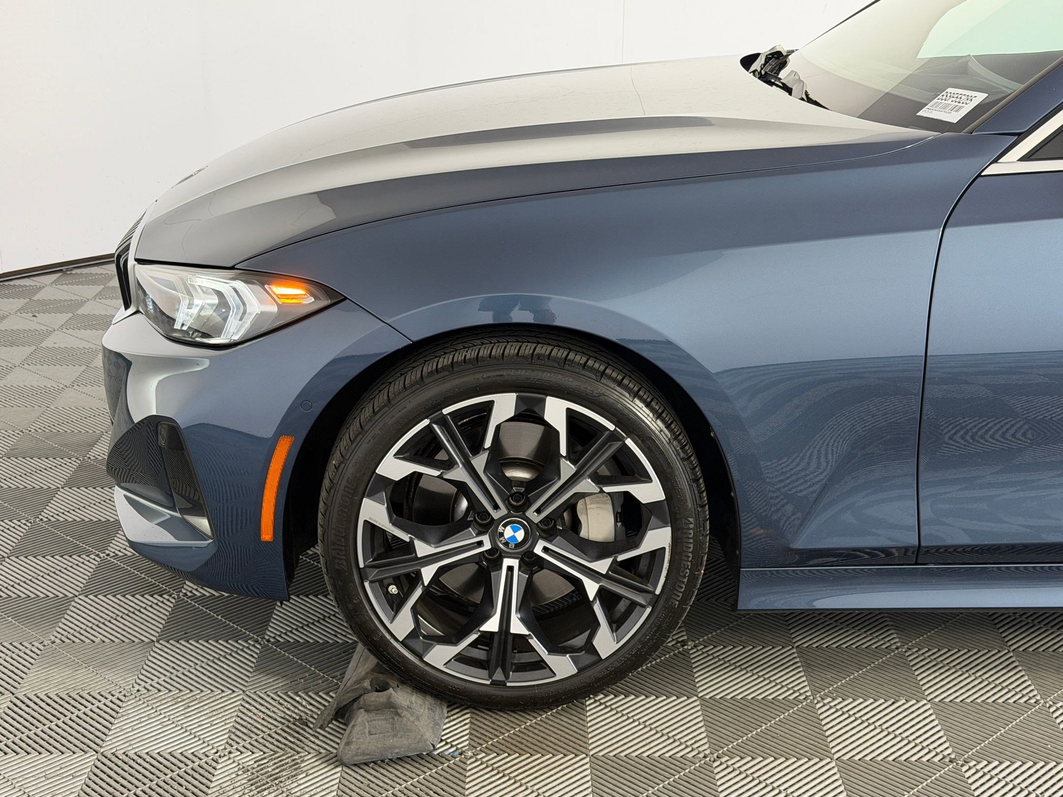 Used 2025 BMW 330i Sedan RWD image 11