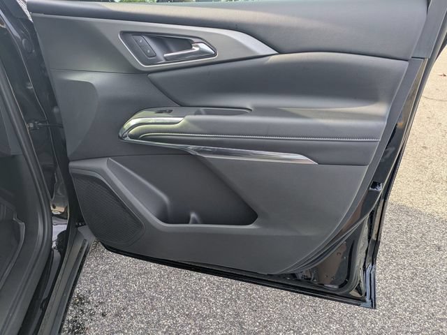 New 2026 Chevrolet Traverse LT w/ Midnight/Sport Edition FWD image 37