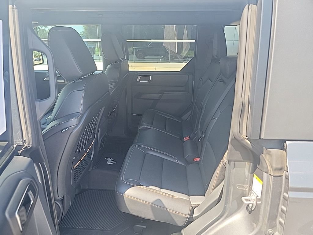 Used 2024 Ford Bronco Badlands image 18