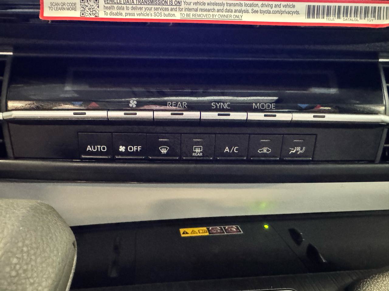 Used 2025 Toyota Sienna LE w/ LE Plus Package AWD/4WD image 16