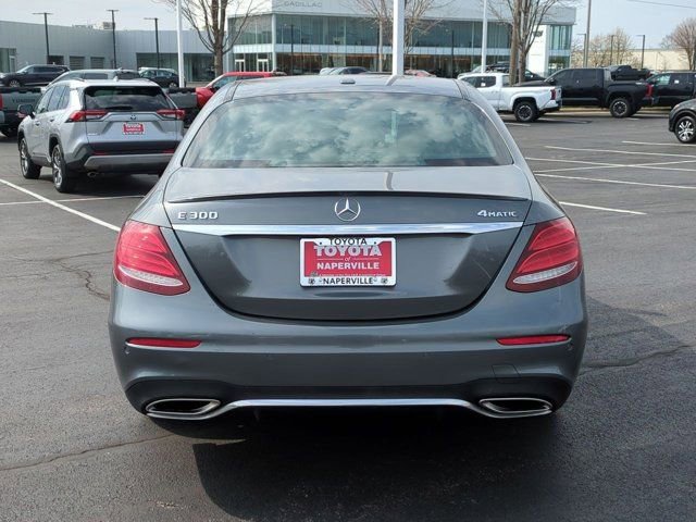 Used 2017 Mercedes-Benz E 300 4MATIC image 6