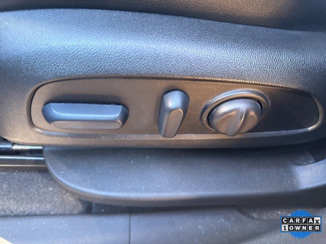 Used 2022 GMC Terrain SLT w/ Tech Package image 18