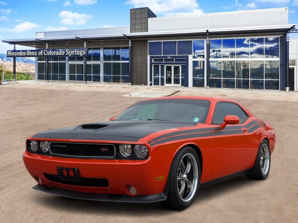 Used 2009 Dodge Challenger R/T RWD image 3