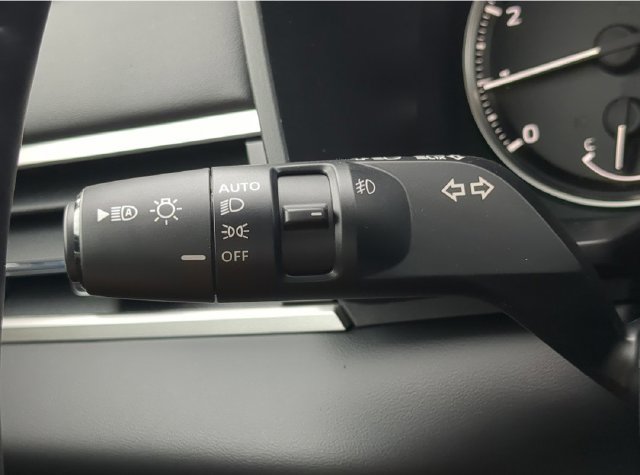 New 2026 Mitsubishi Outlander AWD image 32