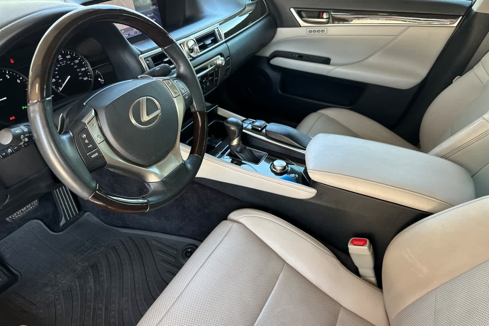 Used 2013 Lexus GS 350 w/ Luxury Pkg RWD image 11