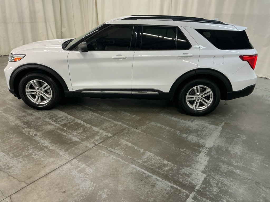 Used 2020 Ford Explorer XLT w/ Equipment Group 202A RWD image 5