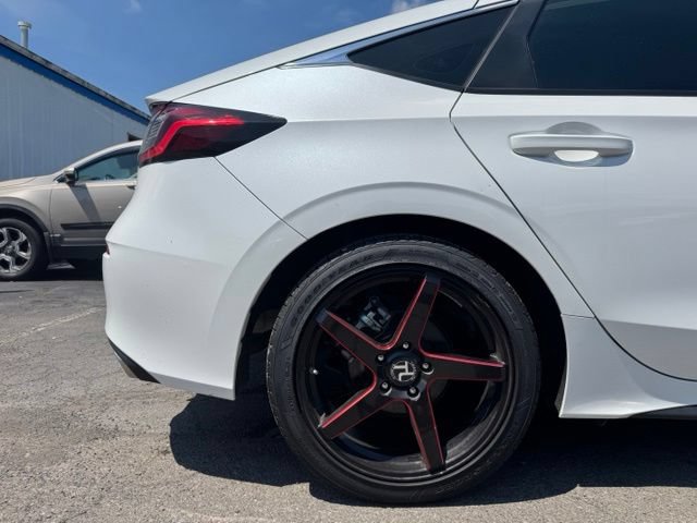 Used 2024 Honda Civic Sport Touring image 6