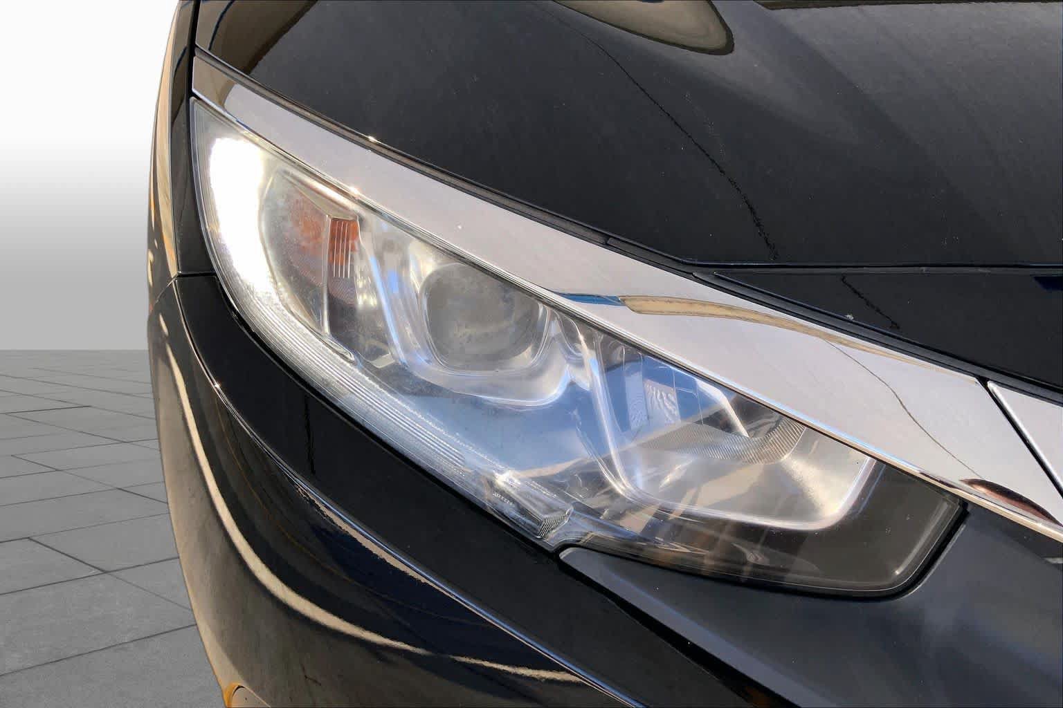 Used 2018 Honda Civic LX image 27