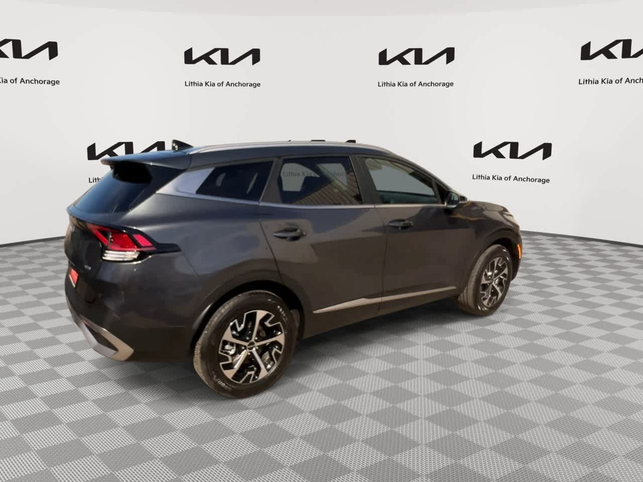 Used 2025 Kia Sportage EX AWD/4WD image 16