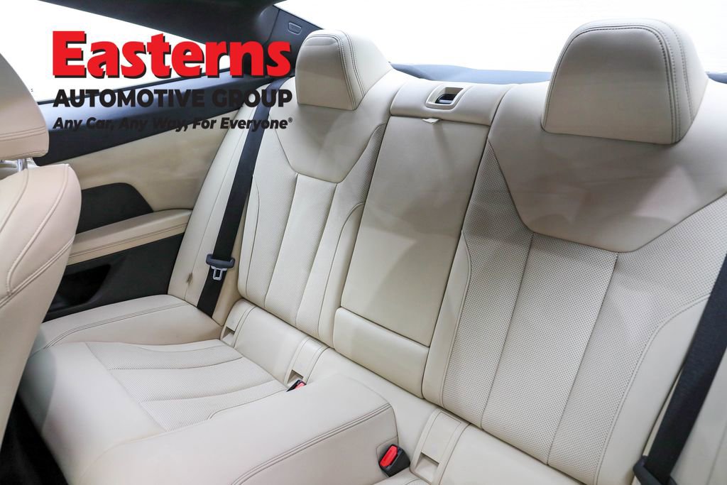 Used 2023 BMW M440i Coupe w/ Premium Package image 25