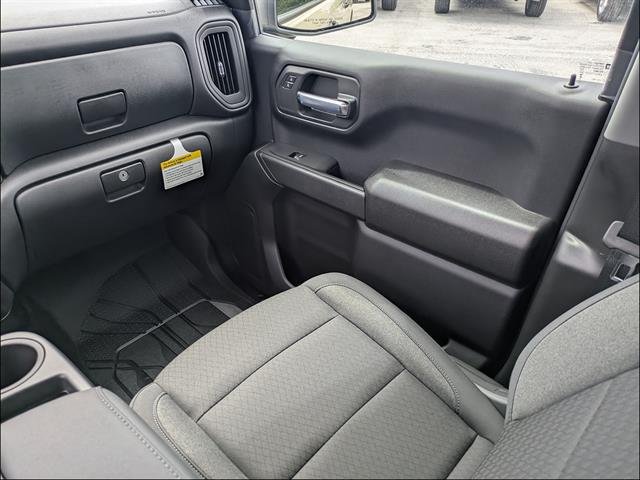 New 2026 Chevrolet Silverado 1500 Custom w/ Turbomax Blackout Package AWD/4WD image 15