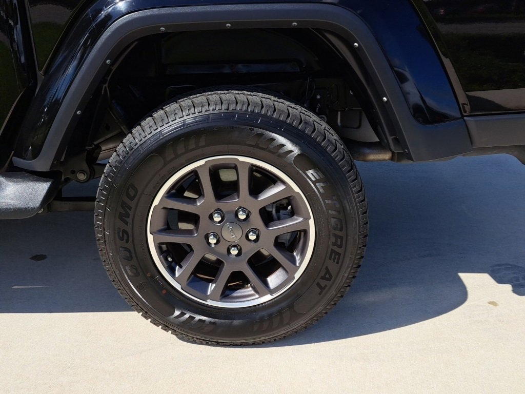 Used 2022 Jeep Gladiator Overland w/ Popular Equipment Package image 4