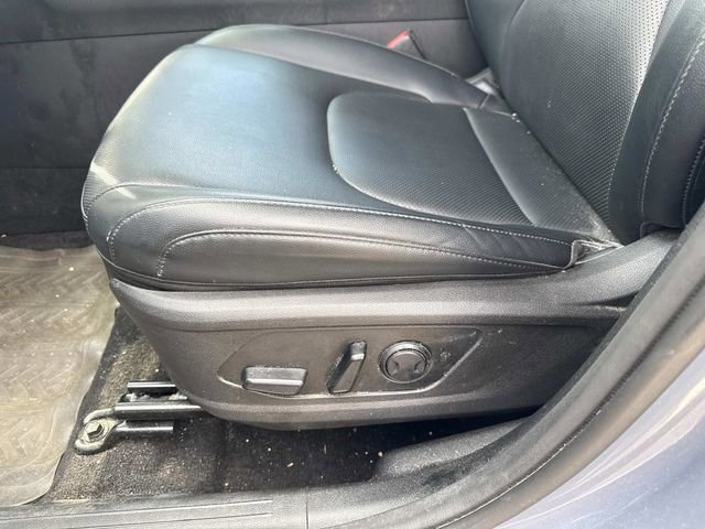 Used 2023 Kia Sportage EX image 24