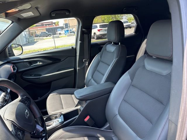 Used 2023 Chevrolet TrailBlazer RS w/ Convenience Package AWD/4WD image 8