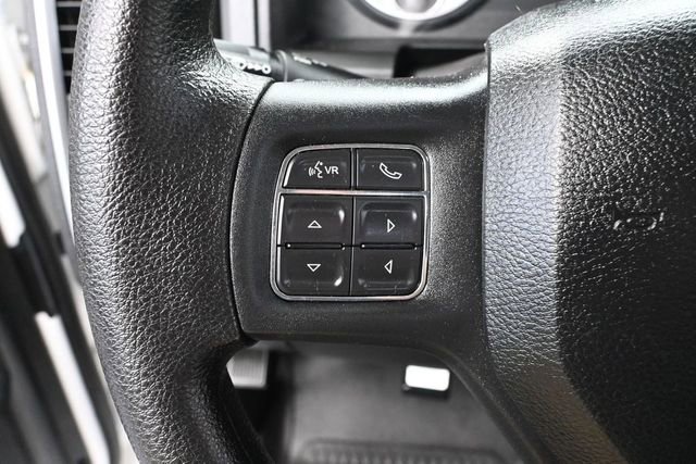 Used 2017 RAM 1500 Classic SLT AWD/4WD image 25
