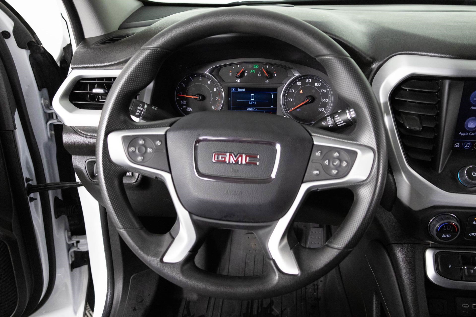 Certified 2023 GMC Acadia SLE w/ Driver Convenience Package image 29