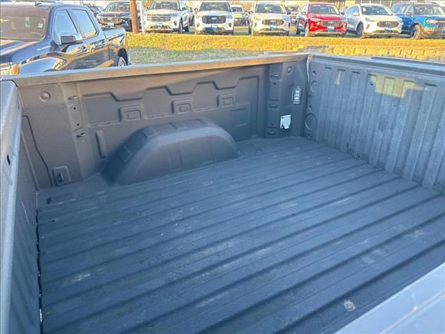 Used 2024 Chevrolet Silverado 1500 Custom image 15