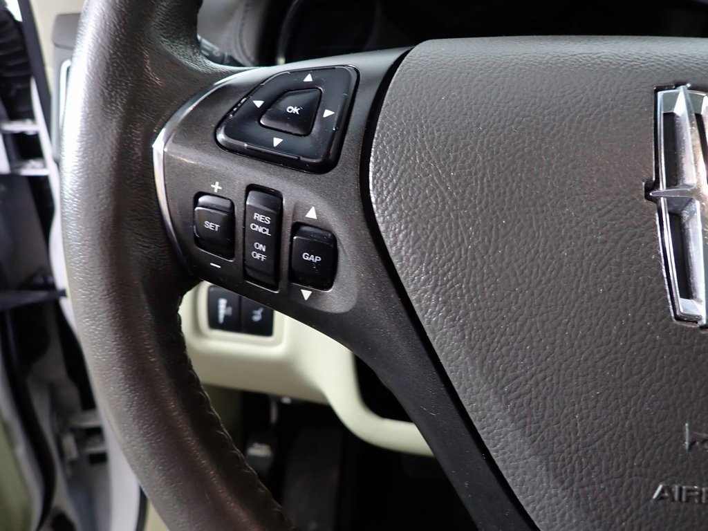 Used 2019 Lincoln MKT AWD image 22