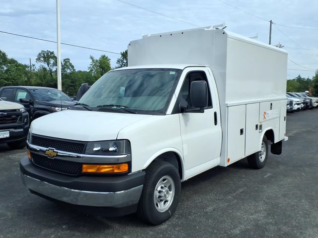 New 2026 Chevrolet Express 3500 w/ Power Convenience Package RWD image 11