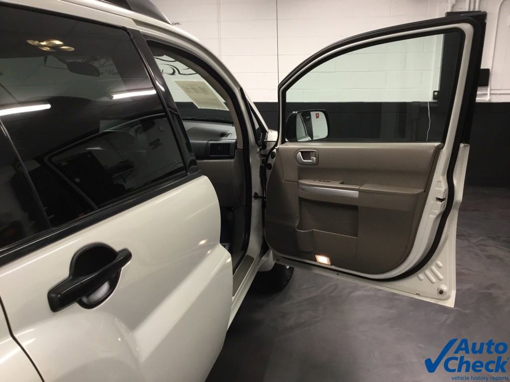 Used 2007 Mitsubishi Endeavor LS image 37