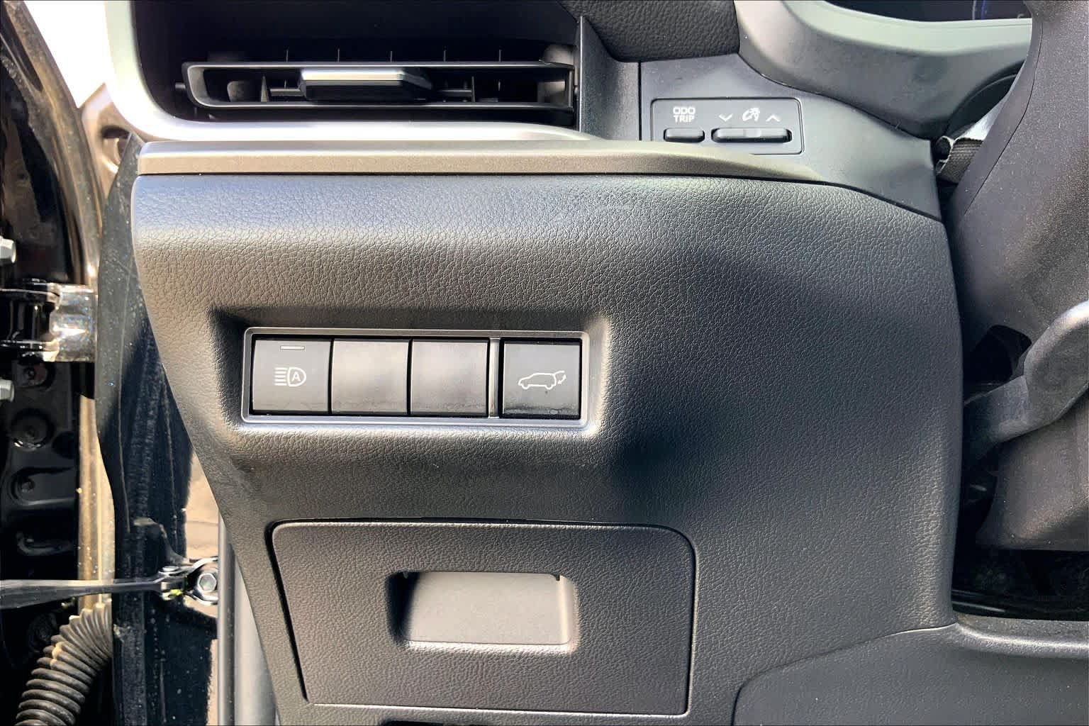 Used 2025 Toyota Grand Highlander AWD image 33