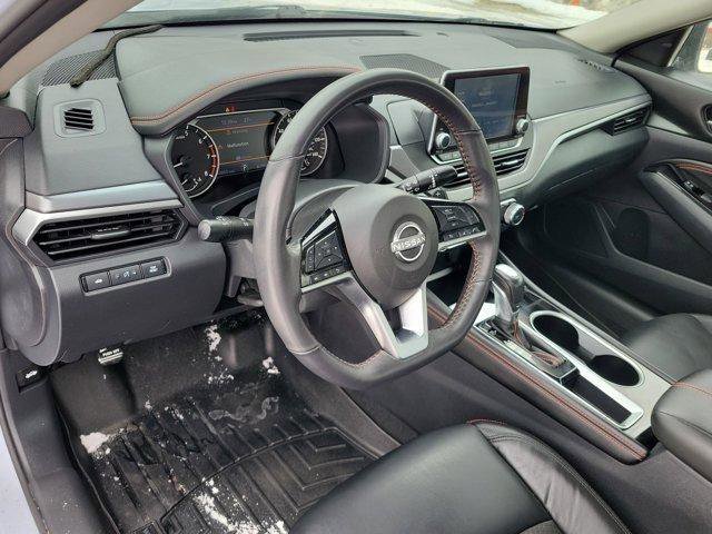 Used 2023 Nissan Altima 2.5 SR image 9