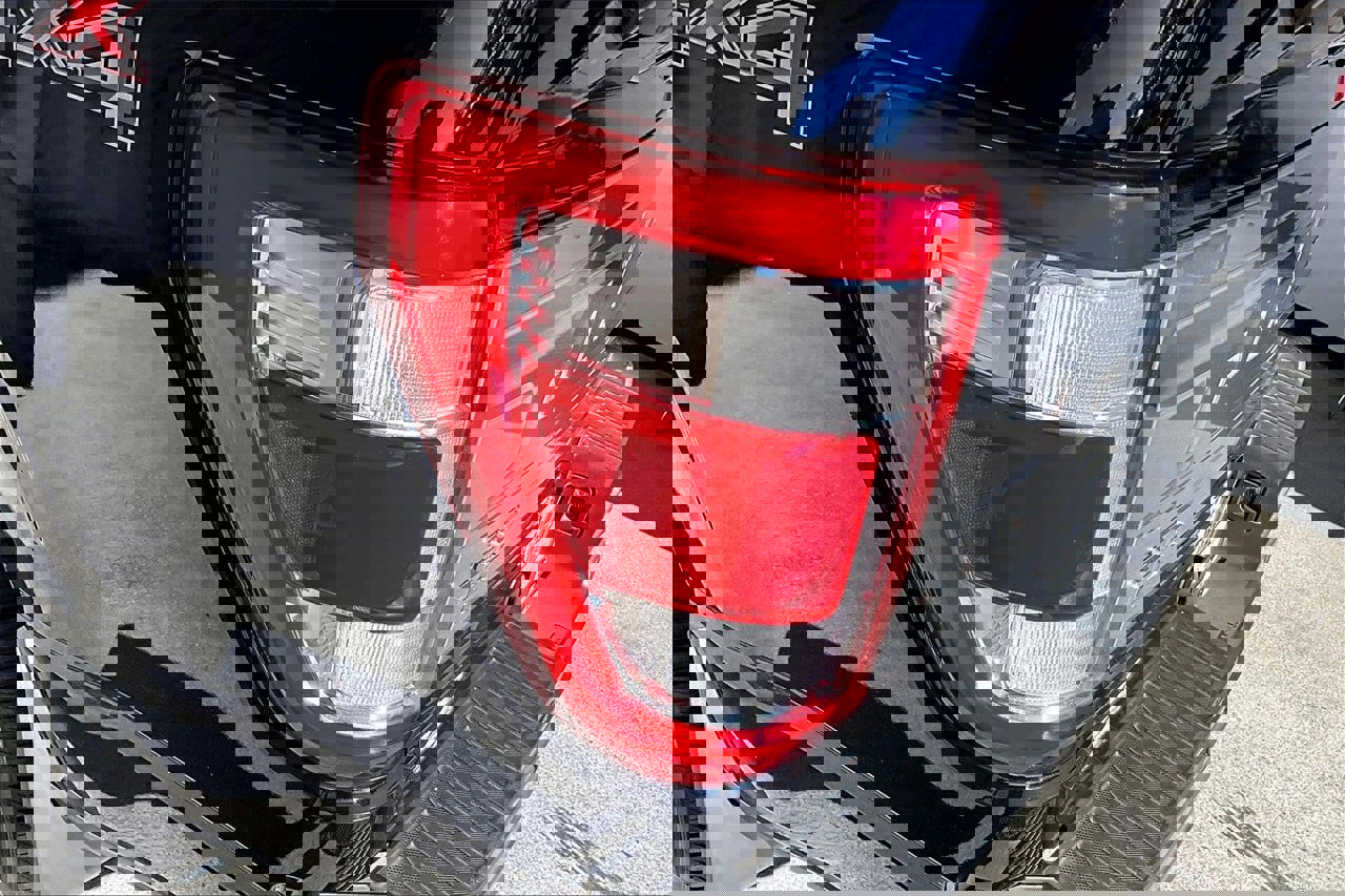 Used 2022 Ford F150 Platinum w/ Equipment Group 701A High image 13