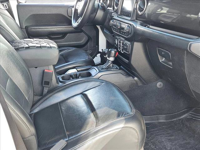 Used 2020 Jeep Wrangler Unlimited Sahara image 21