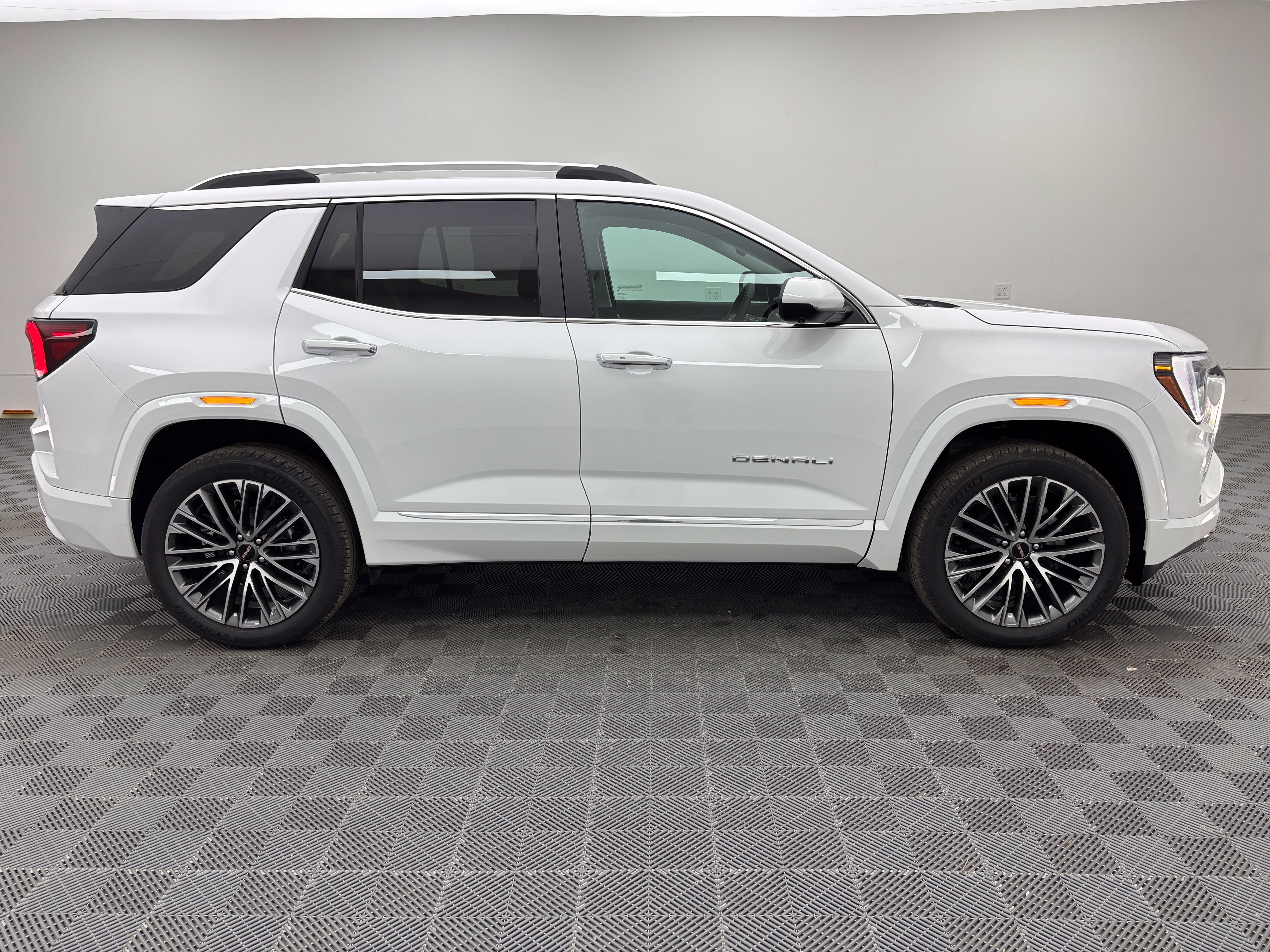 New 2027 GMC Terrain Denali AWD/4WD image 9