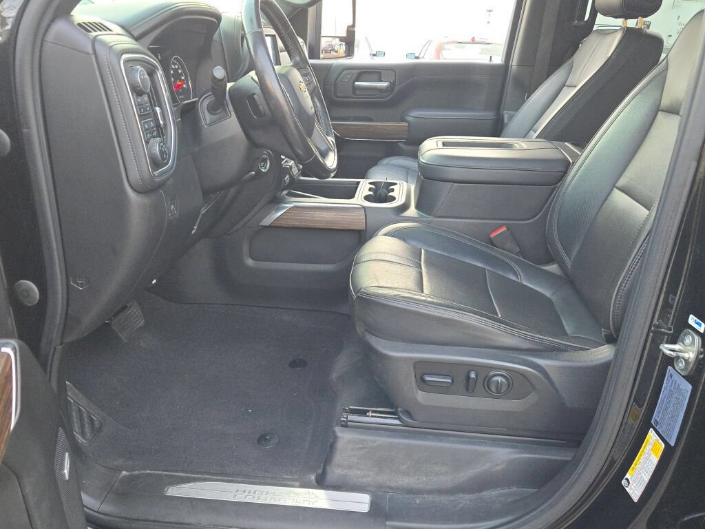 Used 2021 Chevrolet Silverado 2500 High Country AWD/4WD image 21