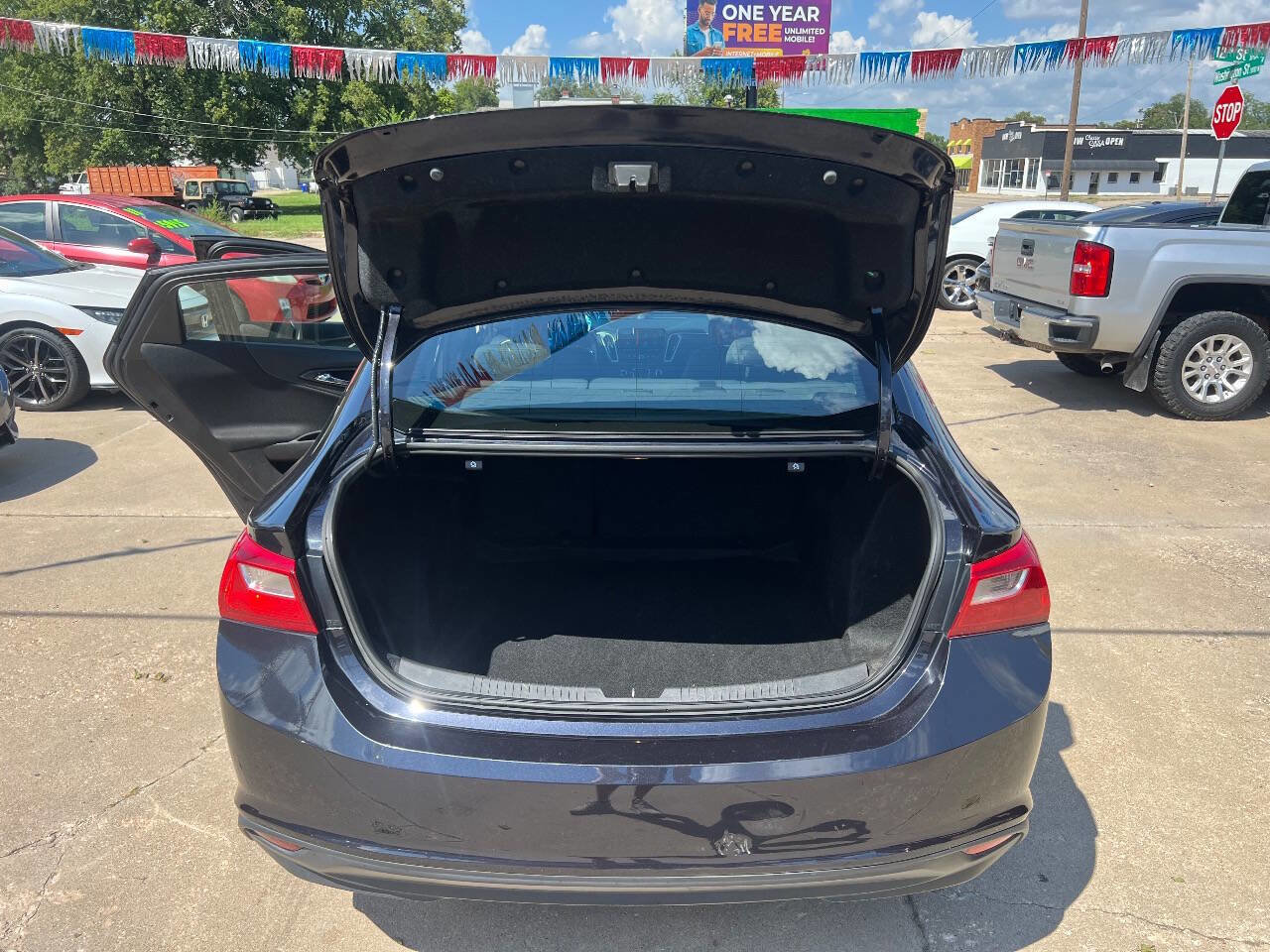 Used 2023 Chevrolet Malibu LT image 21