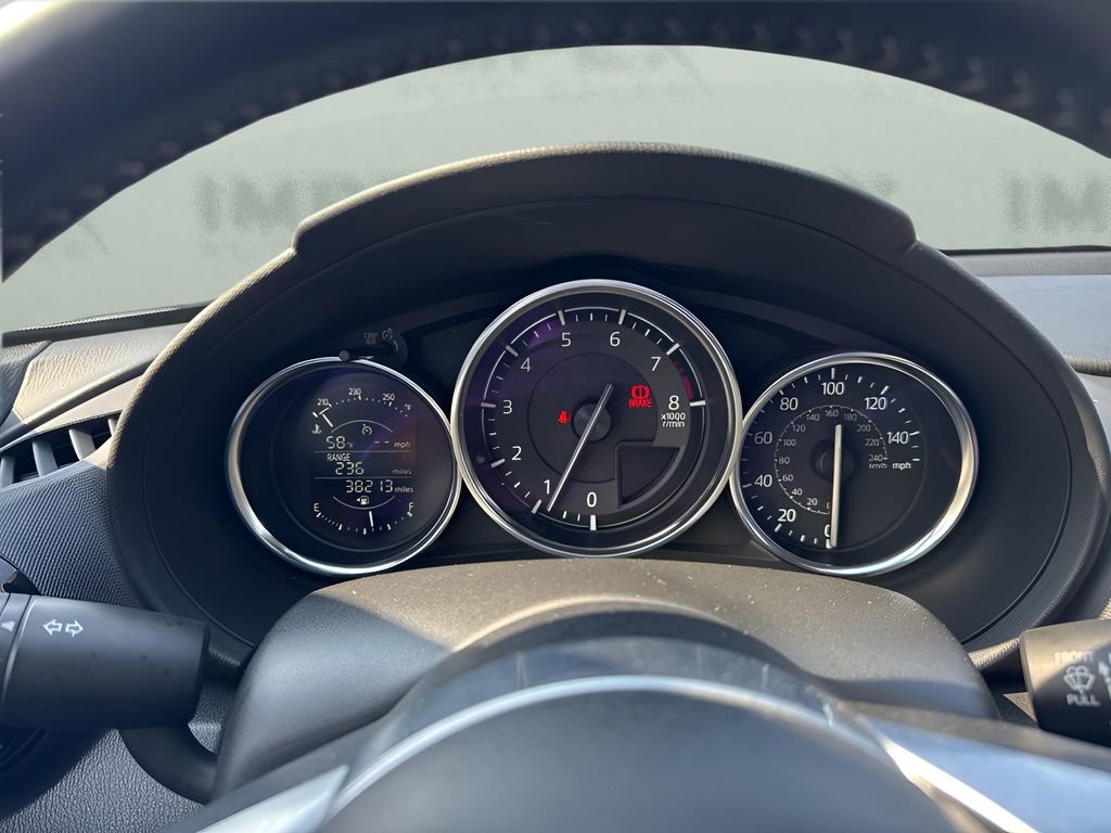 Used 2021 MAZDA MX-5 Miata Sport w/ Appearance Package image 21