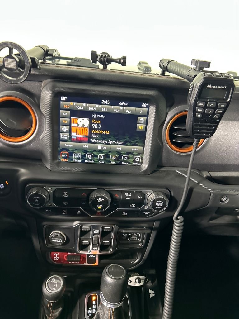 Used 2022 Jeep Gladiator Mojave w/ Trailer Tow Package image 14