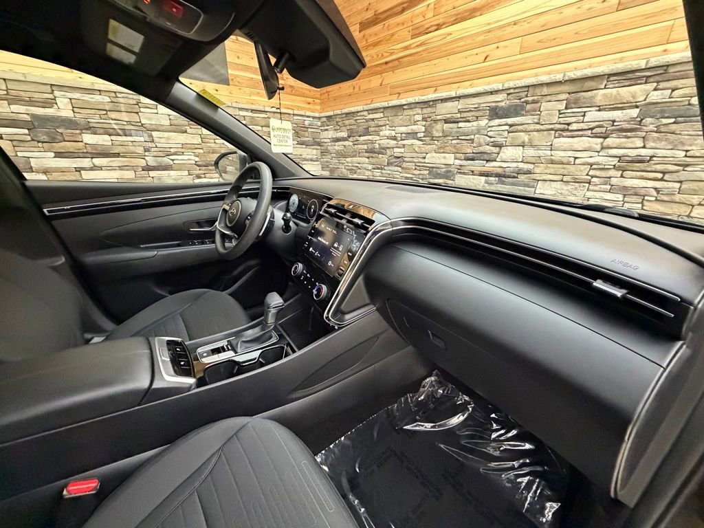 Used 2023 Hyundai Santa Cruz Night AWD/4WD image 13