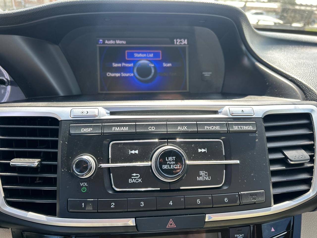 Used 2016 Honda Accord LX image 19