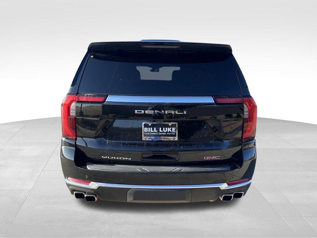 Used 2025 GMC Yukon XL Denali AWD/4WD image 7
