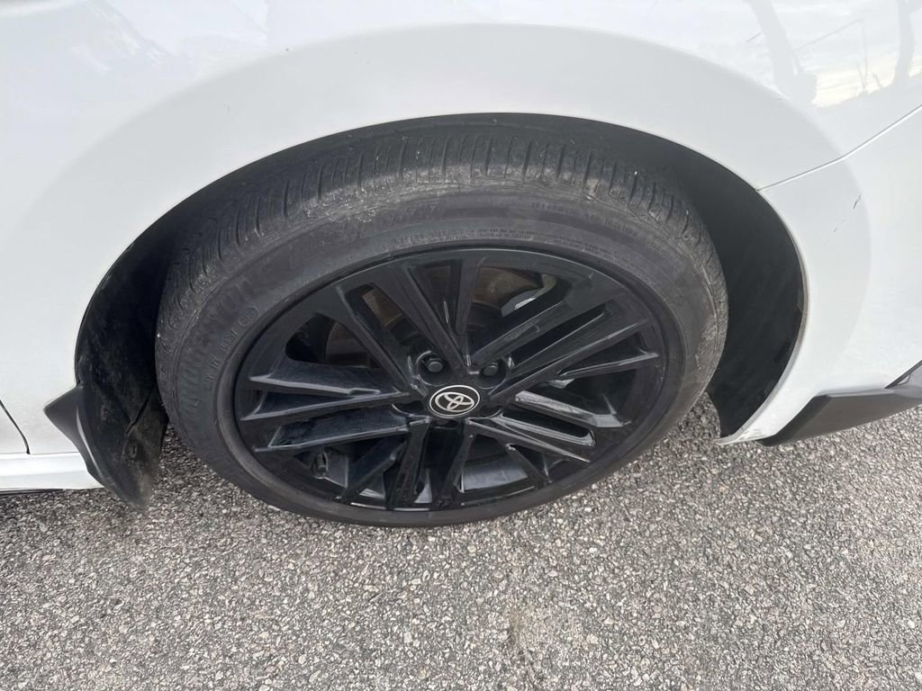 Certified 2025 Toyota Camry SE w/ Convenience Package image 10