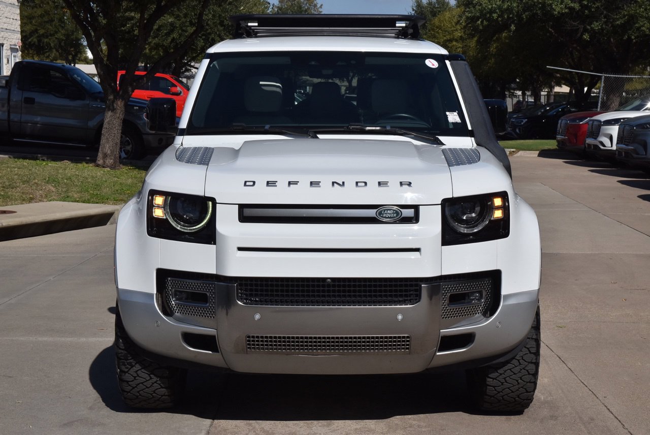 Used 2023 Land Rover Defender 130 First Edition AWD/4WD image 3
